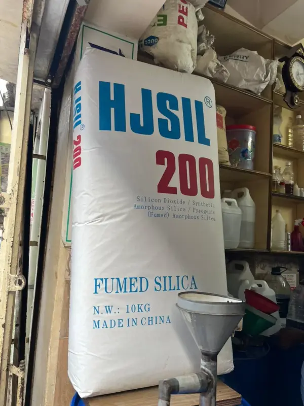 Fumade silica